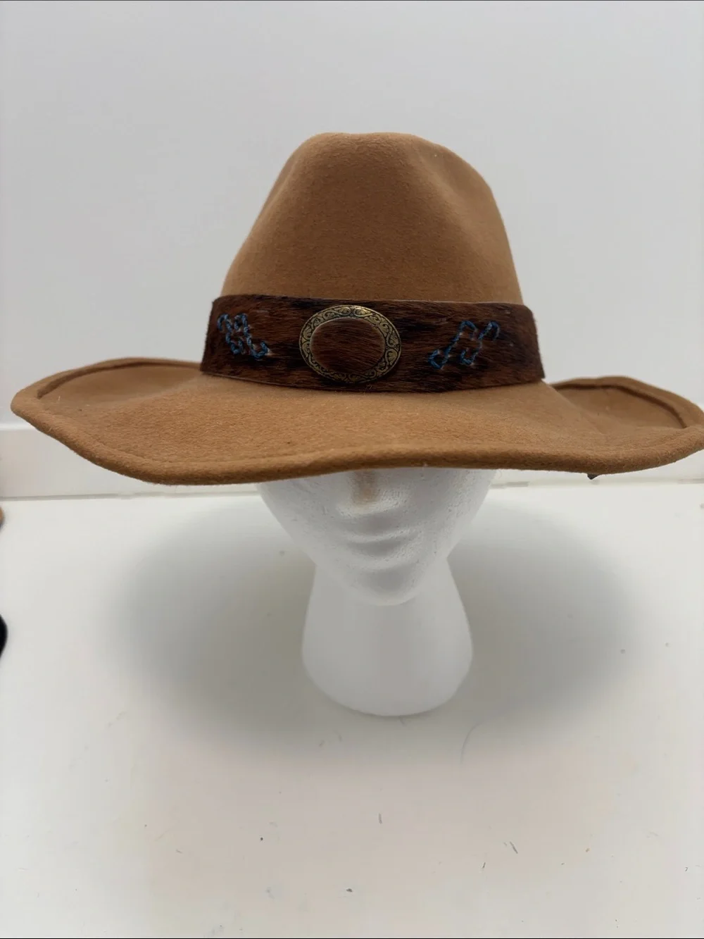 Women's Brown Felt Western Cowboy Hat with Embroidered Trim